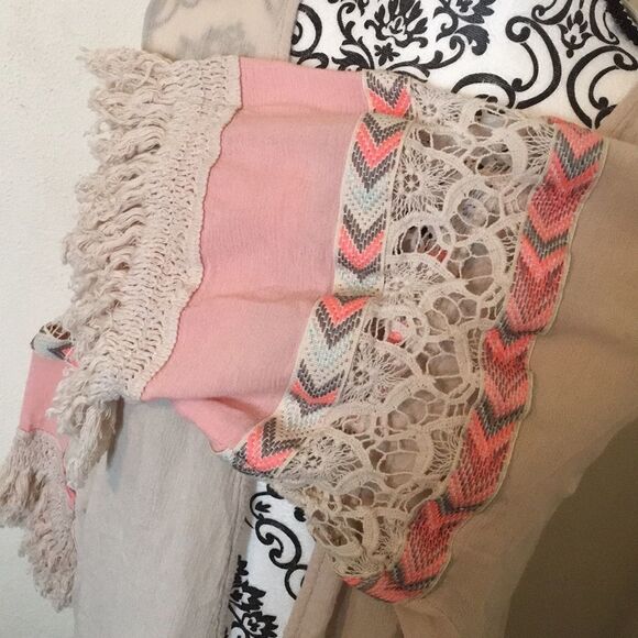 Moon Collection Vest Size S - Picture 2 of 5